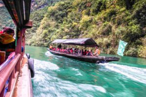 Three Small Gorges tour, Madu River, Yangtze River Three Gorges Cruise, Chongqing, China