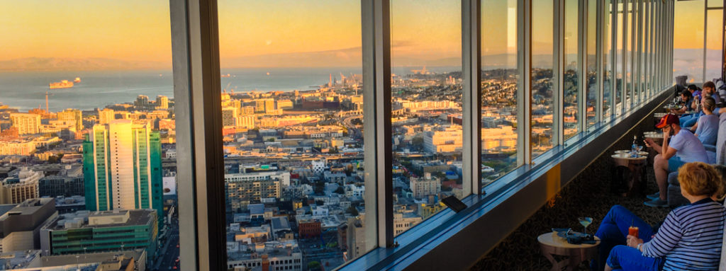 Cityscape San Francisco Hilton Lounge and Bar with incredible bay and city views.Hilton San Francisco Union Square.